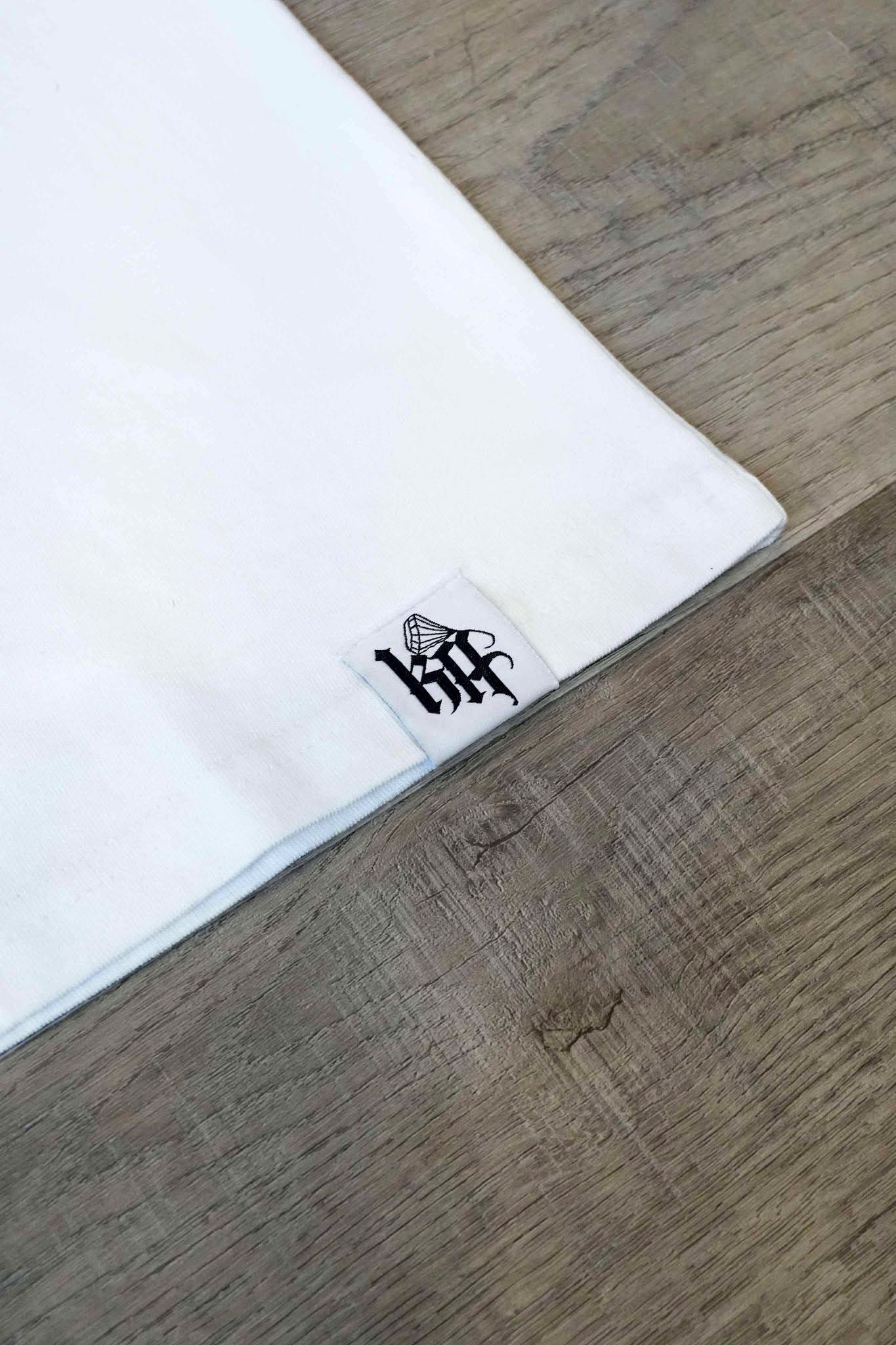KA TRIPLE EIGHT WHITE
