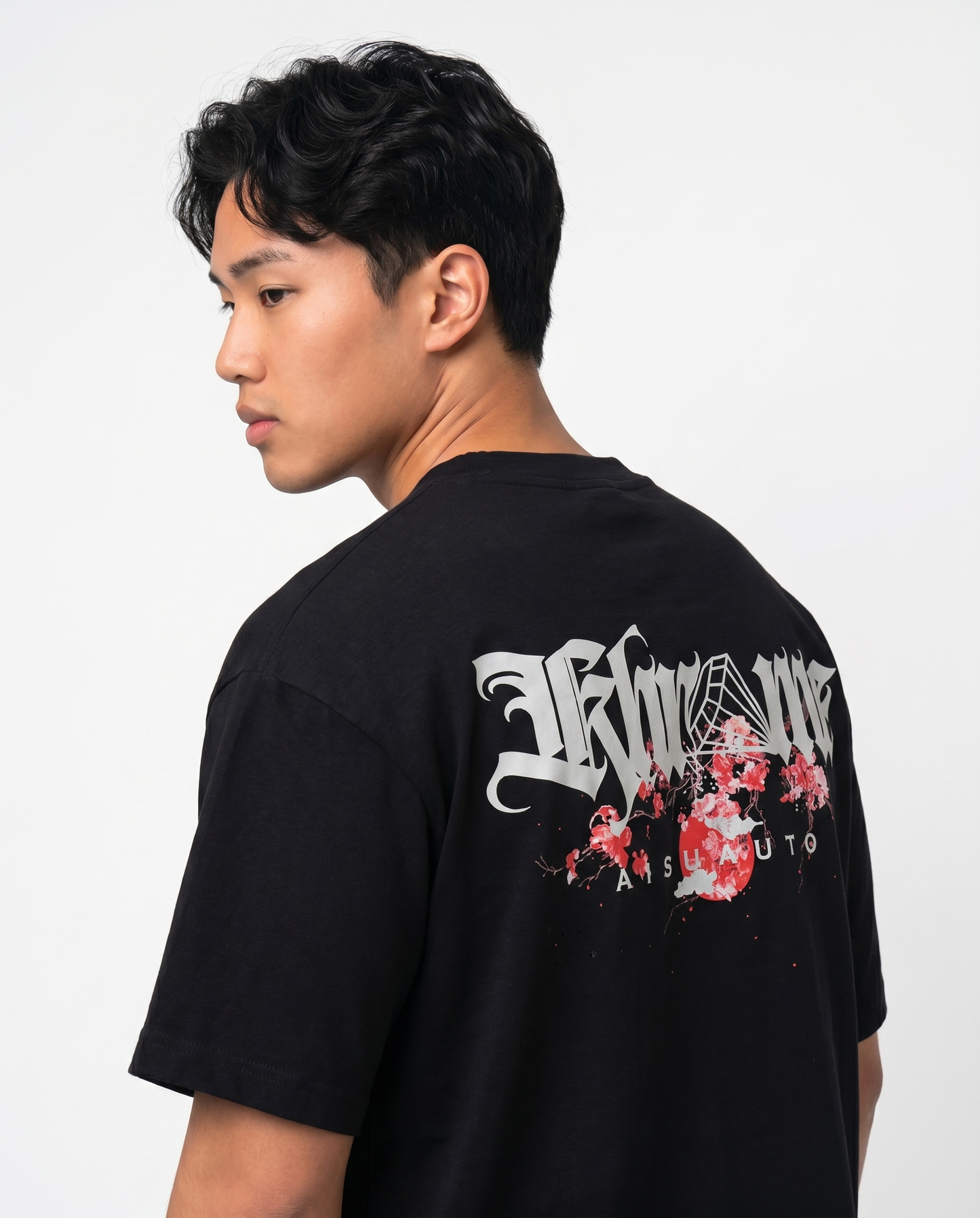 BLACK KUROMU SAKURA T-SHIRT