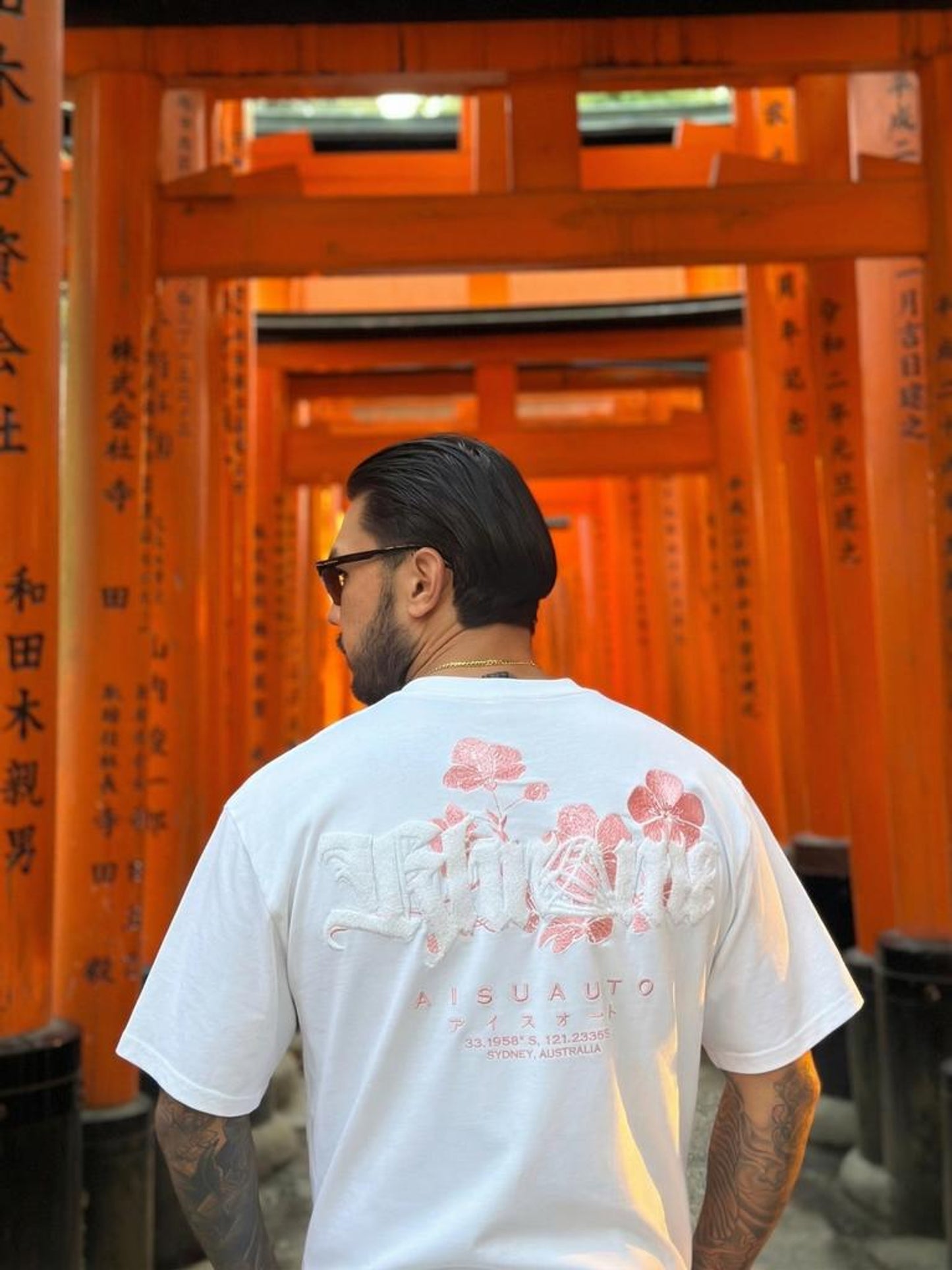 WHITE SAKURASHENIRU BLOSSOM T-SHIRT